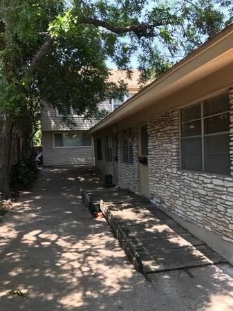 Foto principal - 3218 Harris Park Ave