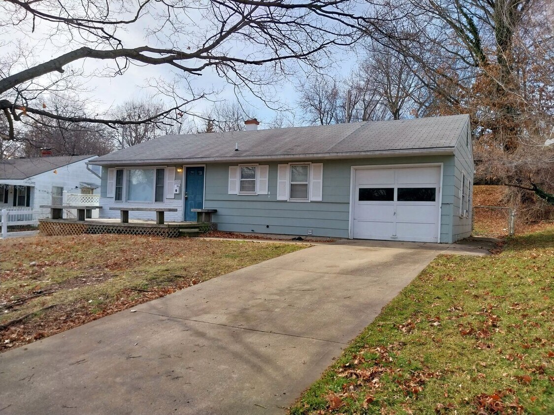 1714 N Pearl St (Move-In Ready)!! - 1714 N Pearl St  (Move-In Ready)!!