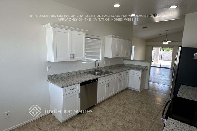 Foto del edificio - 15121 N 29th St