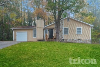 Building Photo - 4063 Tanglewood Rd