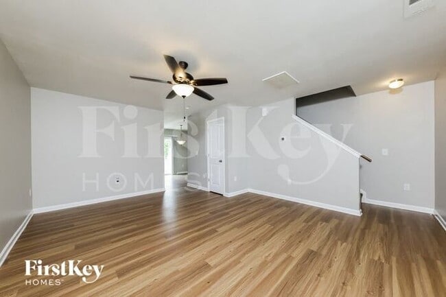 Building Photo - 1556 Kilstrom St