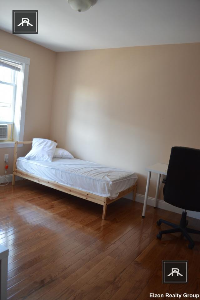 Foto del edificio - 3 bedroom in Brighton MA 02135