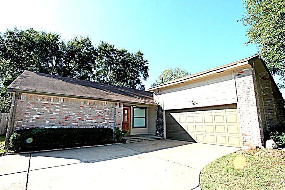 Primary Photo - 1214 Shadow Mountain Dr