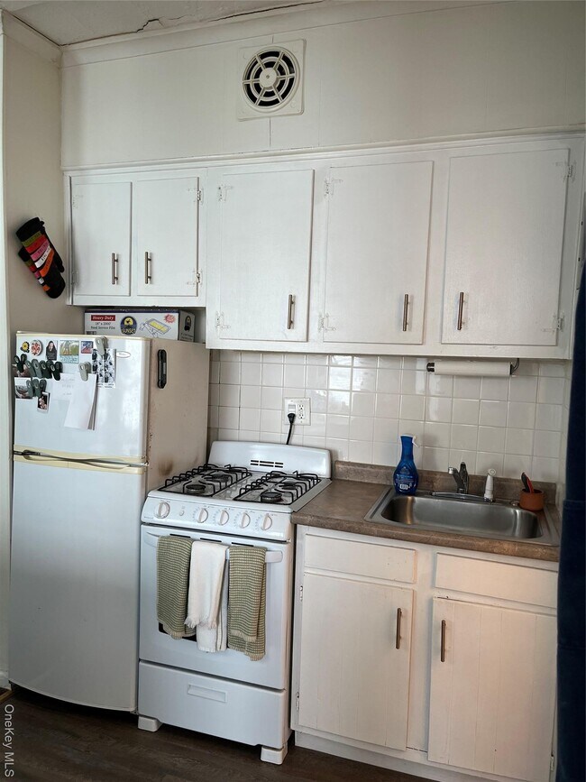 Foto del edificio - 537 Keith Ln