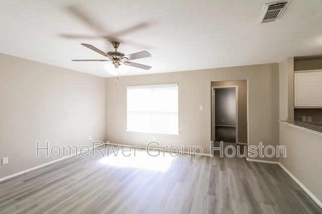 Foto del edificio - 13150 Cutler Ridge Ln