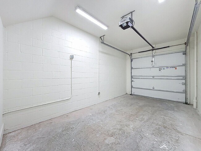 Foto del edificio - 342 14th St N