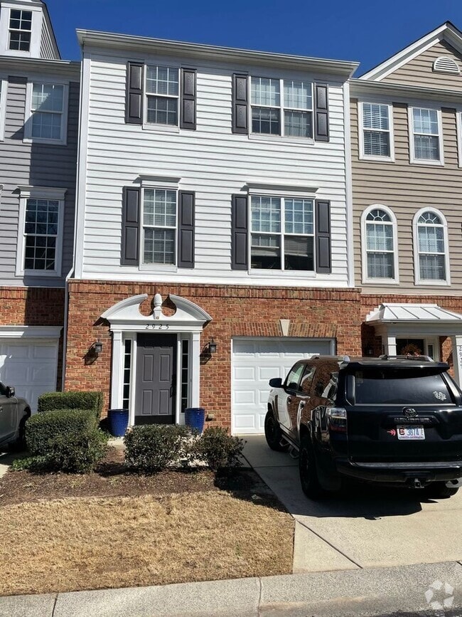 Building Photo - 2925 Duvalla Ave