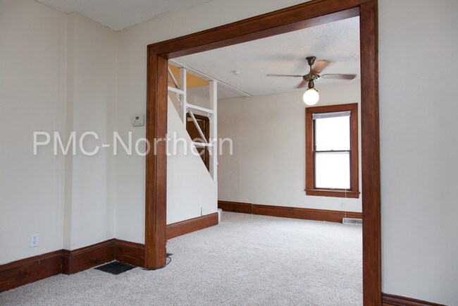 Foto del edificio - 3848 Major Ave N