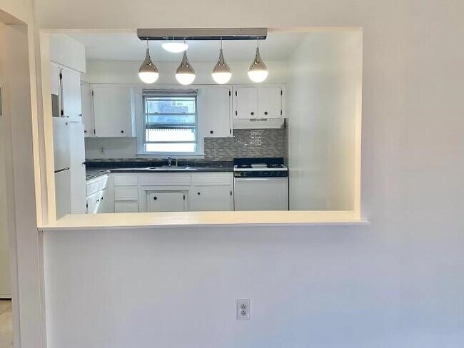 Foto del edificio - 1619 73rd St