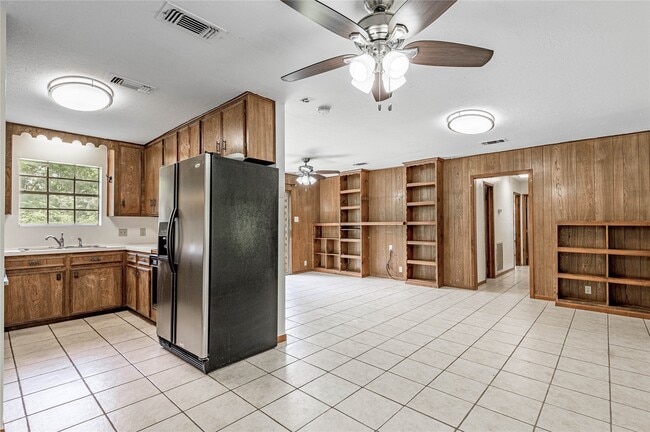 Building Photo - 4640 FM1374