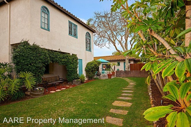Building Photo - 4 br, 2.5 bath House - 1814 Denver Street
