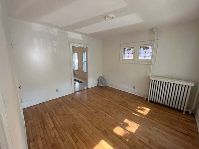 Building Photo - 3040 N Fratney St