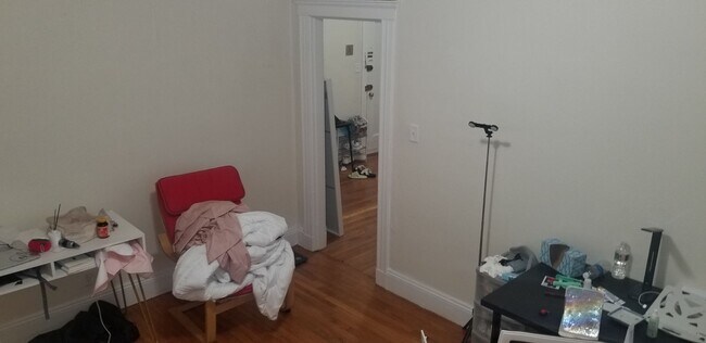 Foto del edificio - Brighton 1 Bed split available Now