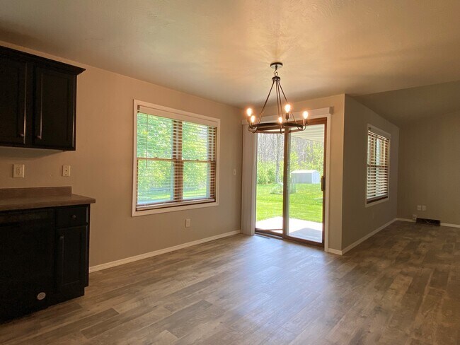 Foto del edificio - 1124 Nier Ct