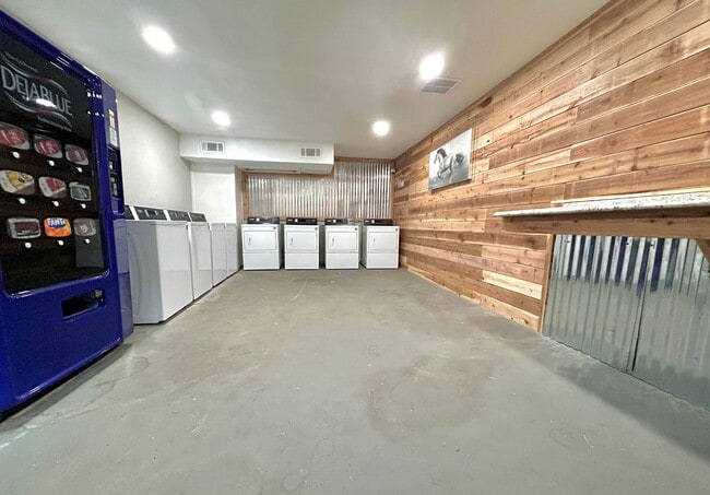 Interior Photo - Flats on Handley: All Bills Paid! Pool, BB...