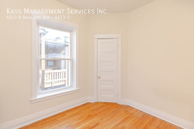 Foto del edificio - 4613 N Ashland Ave