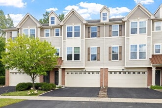 Building Photo - 3465 Bradbury Cir