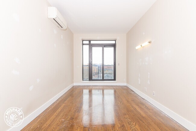 Foto del edificio - 1705 Dean St