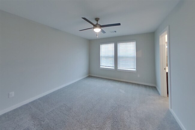 Building Photo - 4908 San Fabiano Ct