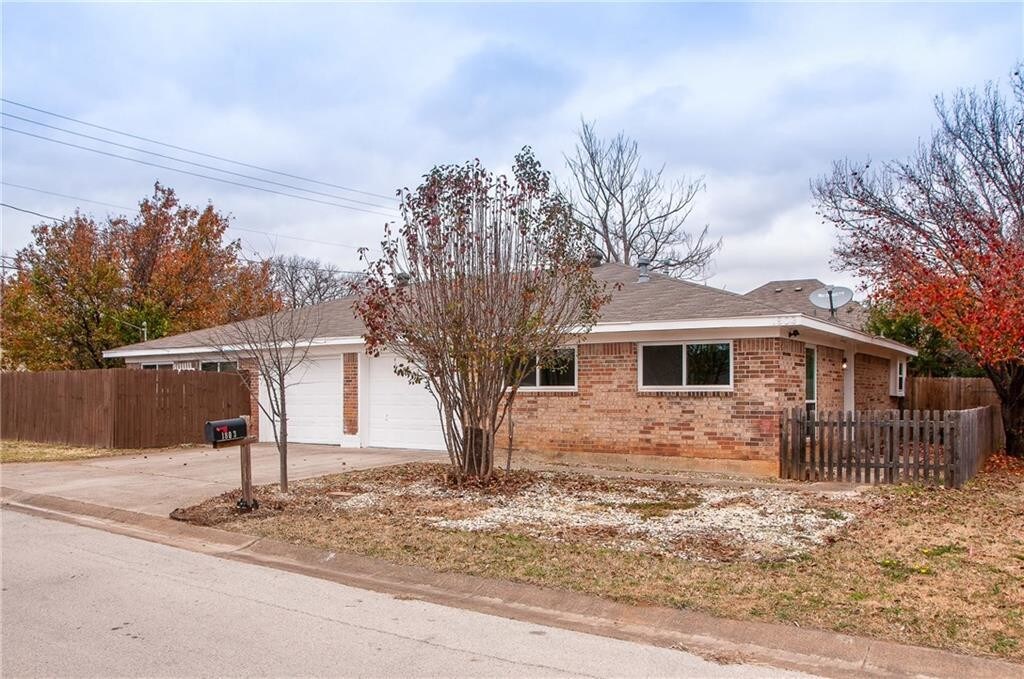 1801 Oak Tree Dr, Denton, TX 76209 Townhome Rentals in Denton TX