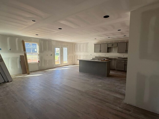 Foto del edificio - For Rent