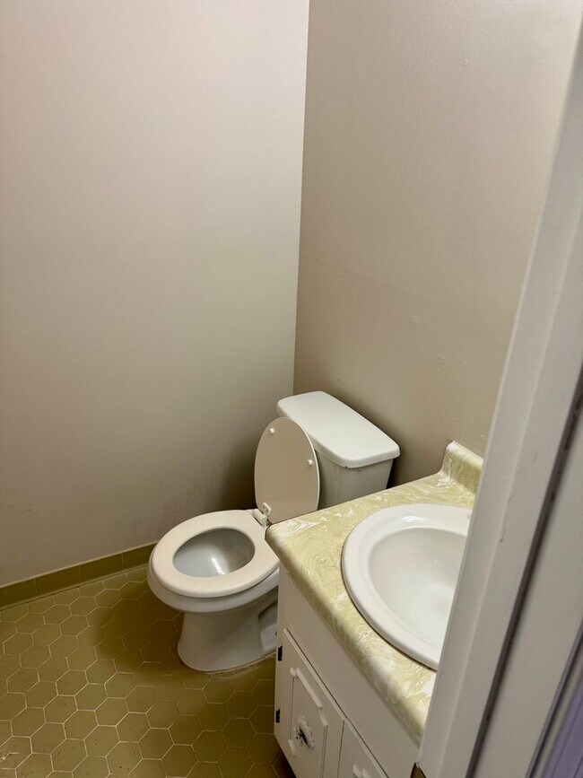 Foto del edificio - 5826 Patricia Dr