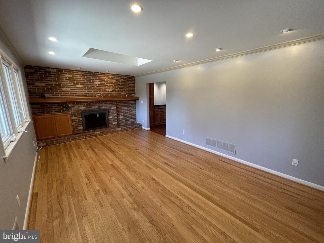 10633 Bird River Rd, Middle River, MD 21220 House Rental in Middle