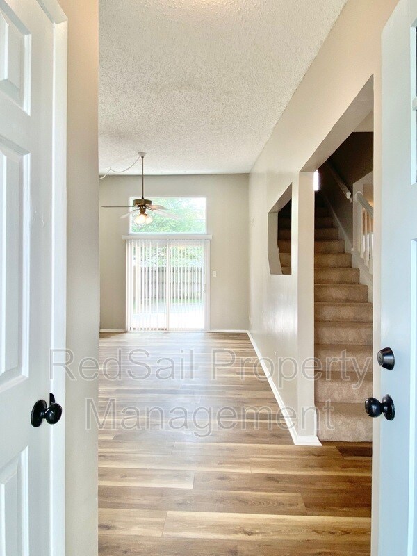 Foto del edificio - 3833 Foxglove Ct