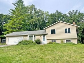 Building Photo - 12940 Exley Ave