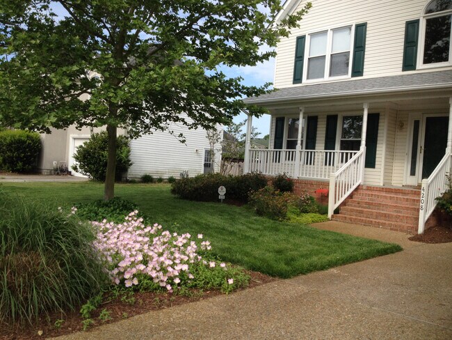 Building Photo - Welcome to 4208 Feather Ridge Dr! "ASK ABO...