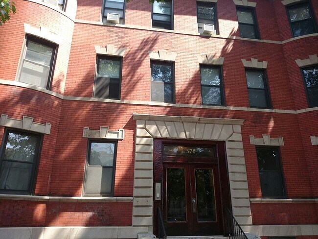 Foto del edificio - 1418 Commonwealth Ave