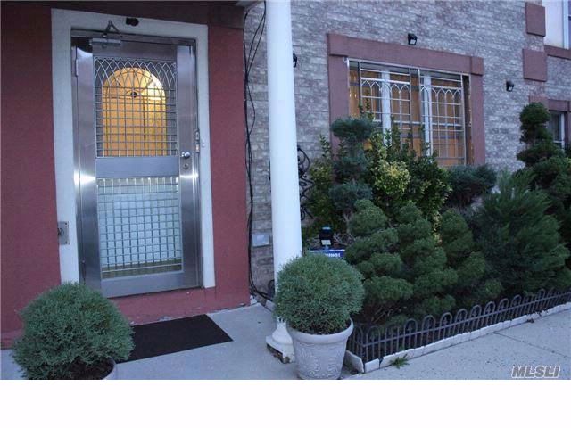 Primary Photo - 11427 Dalian Ct