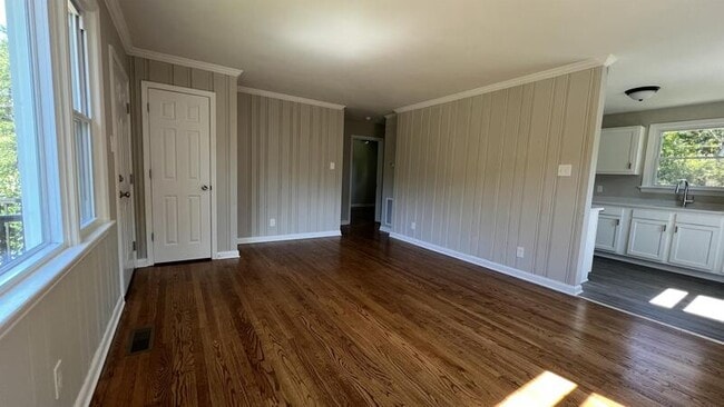 Building Photo - 2802 Kulman Pl
