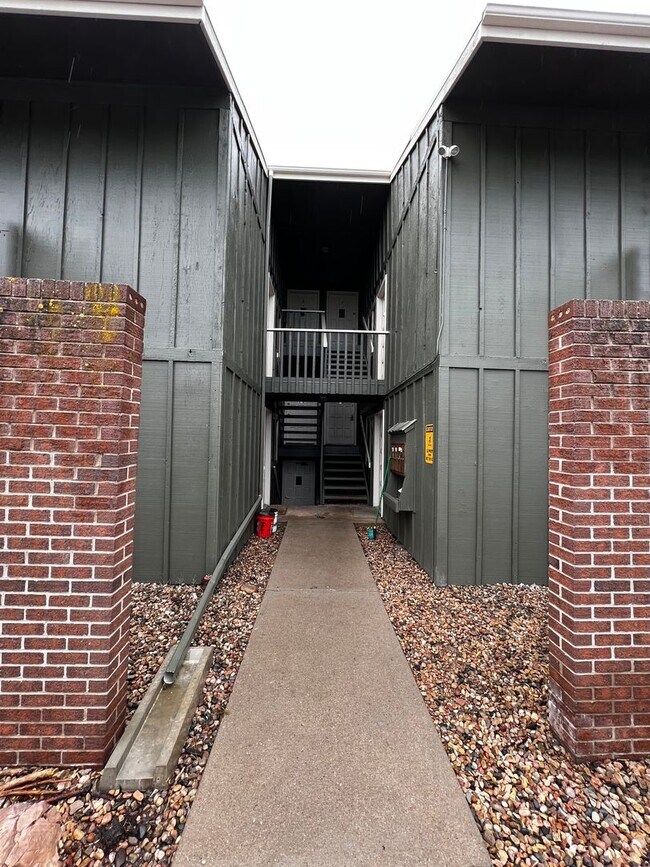 Foto del edificio - Dartmouth129 (KC-AM)