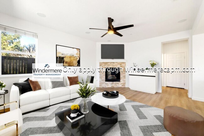 Foto del edificio - Welcome to The Rivers! Fabulous Floor Plan...