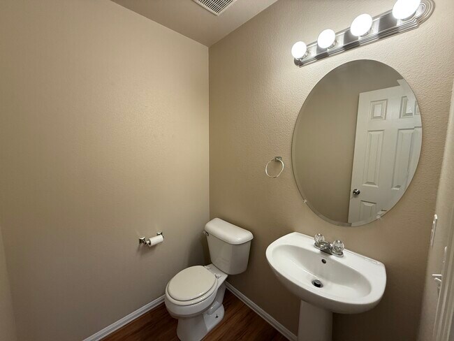 Building Photo - 775 Hailey Glenn Vw