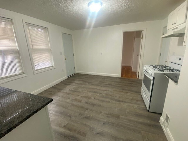 Foto del edificio - 176 Ferry St