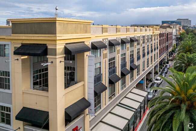 Building Photo - The Margo