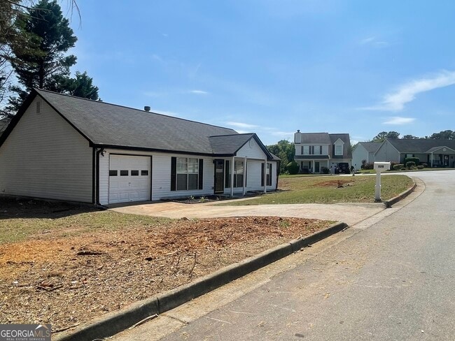 Building Photo - 320 Willow Springs Dr