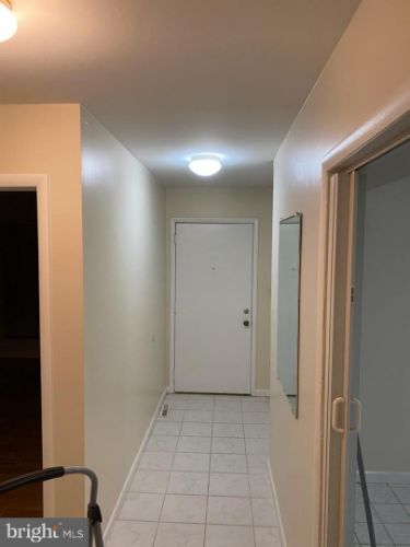 Building Photo - 3B Twin Rivers Dr