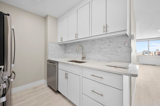Building Photo - 151 Tremont St