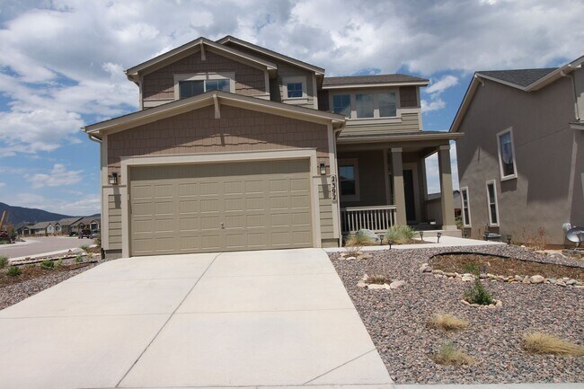 Building Photo - Amazing 4bdrm home in Forest Lakes