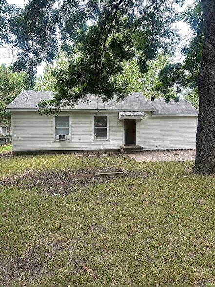 Foto del edificio - 1615 N Highland Ave