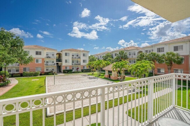 Foto del edificio - 9845 Baywinds Blvd