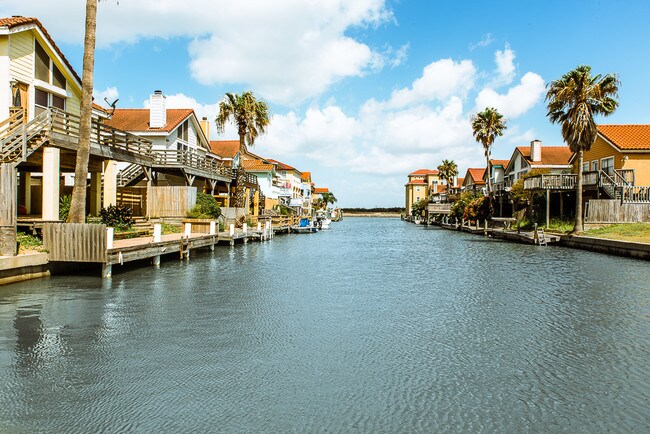 Building Photo - 708 Enchanted Harbor