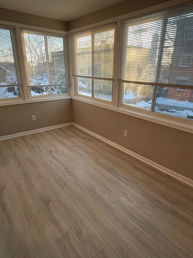 Photo - 3334 10th Pl SE House