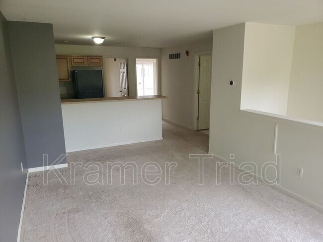 Building Photo - 1152 Faulkner