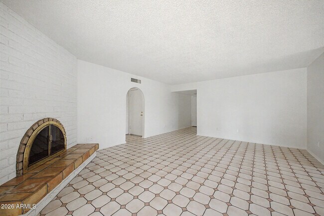 Building Photo - 17213 N 35th Dr