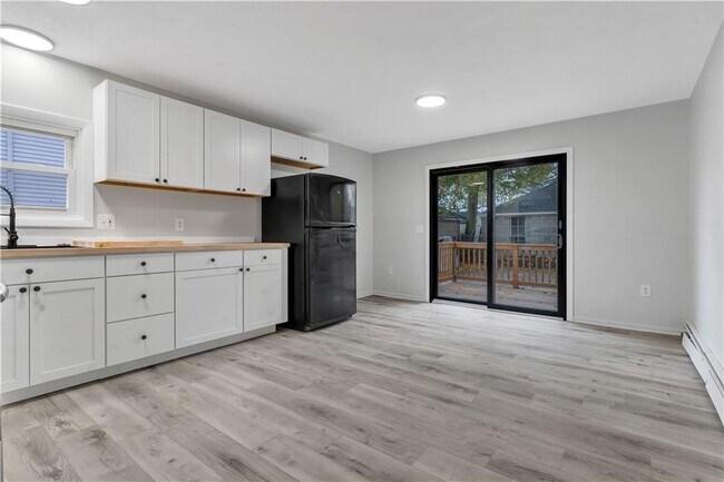 Foto del edificio - 107 Roosevelt St