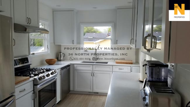 Building Photo - Lovely and Private Carmel Home in the Gold...